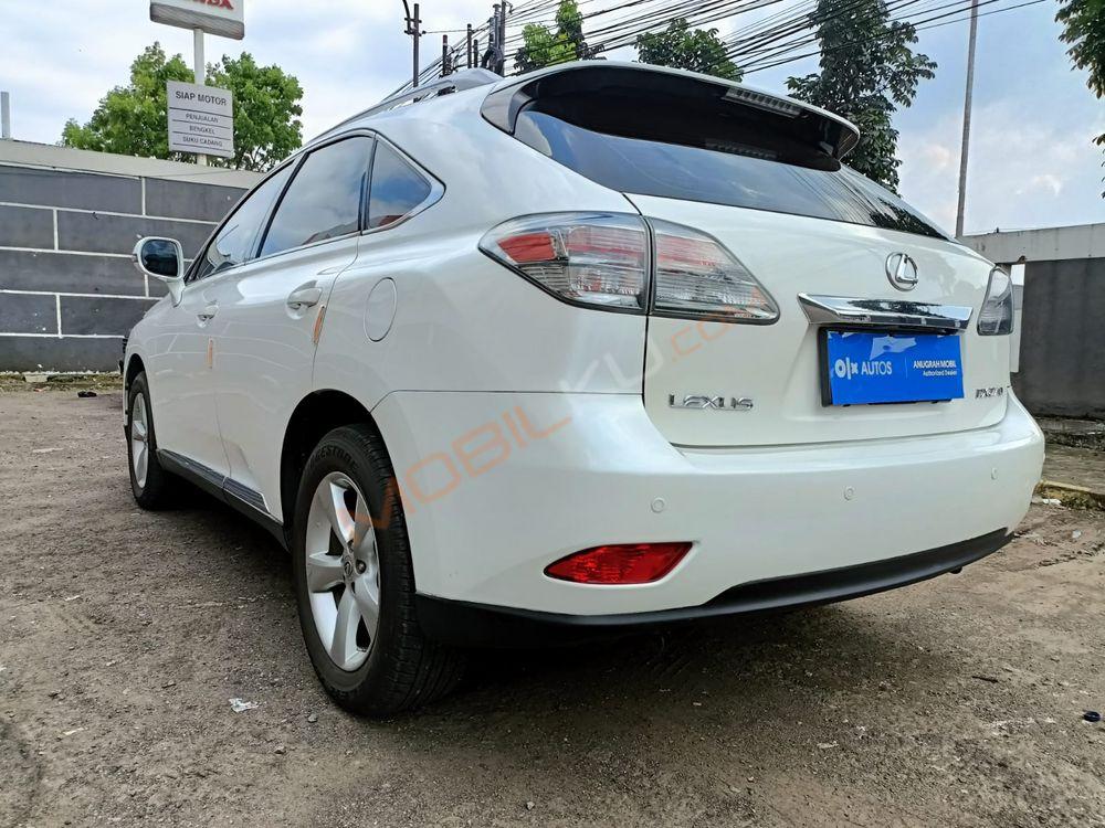 Mobil Lexus RX 2011