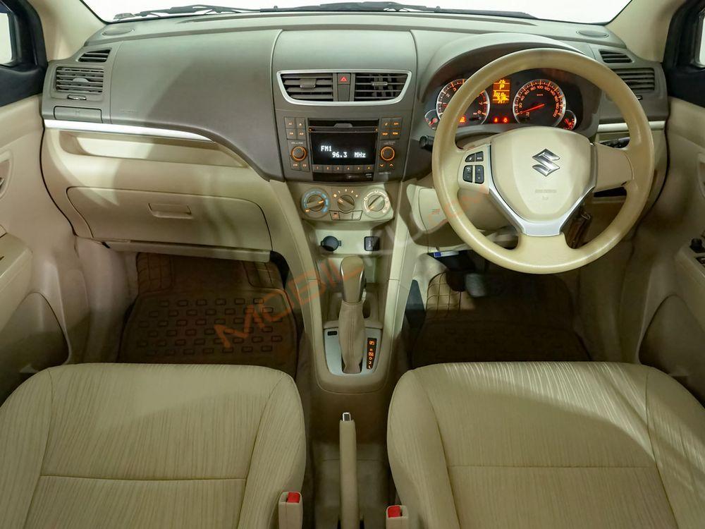Mobil Suzuki Ertiga 2015