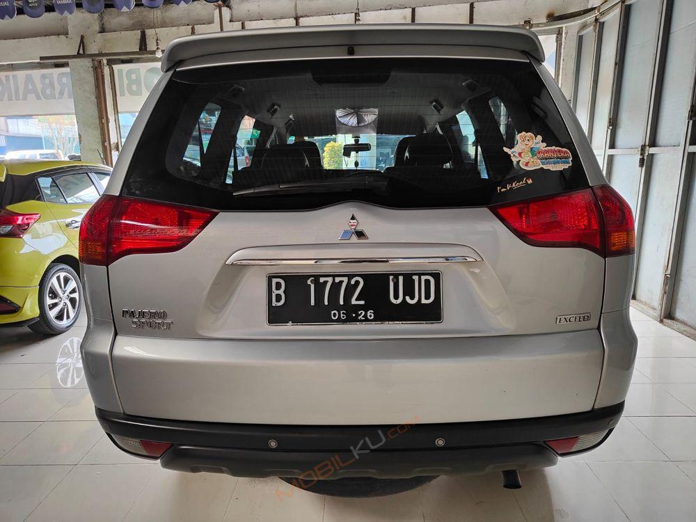 Mobil Mitsubishi Pajero Sport 2011