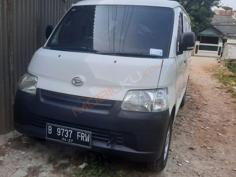 Mobil Daihatsu Gran Max 2016