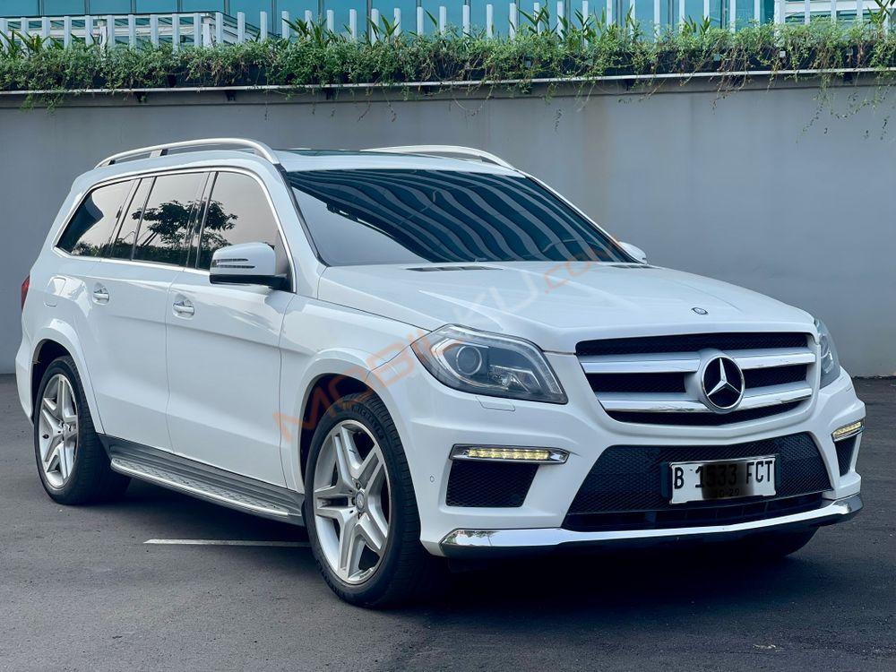 Mobil Mercedes-Benz GL 2014