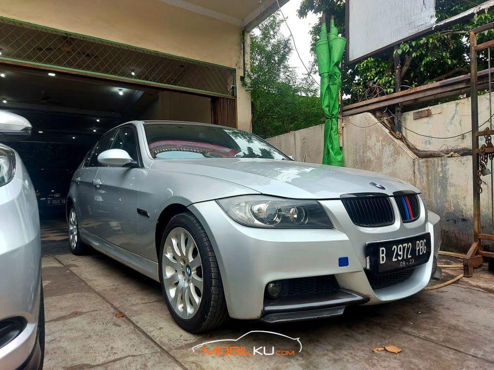 Mobil BMW 5 Series 2008