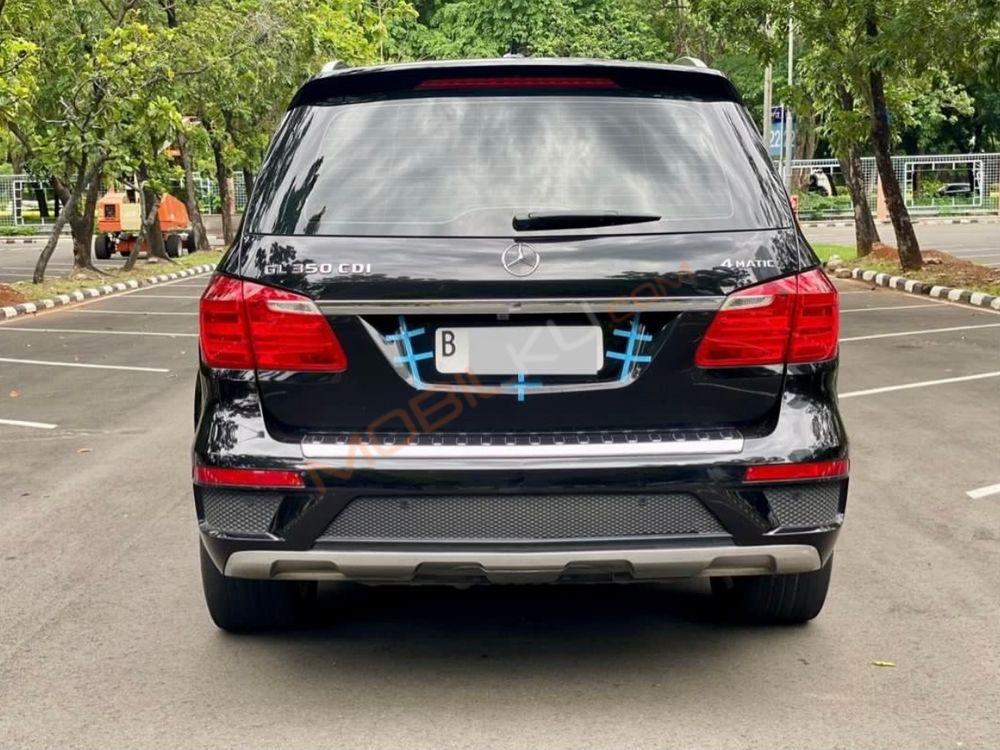 Mobil Mercedes-Benz GL 2013