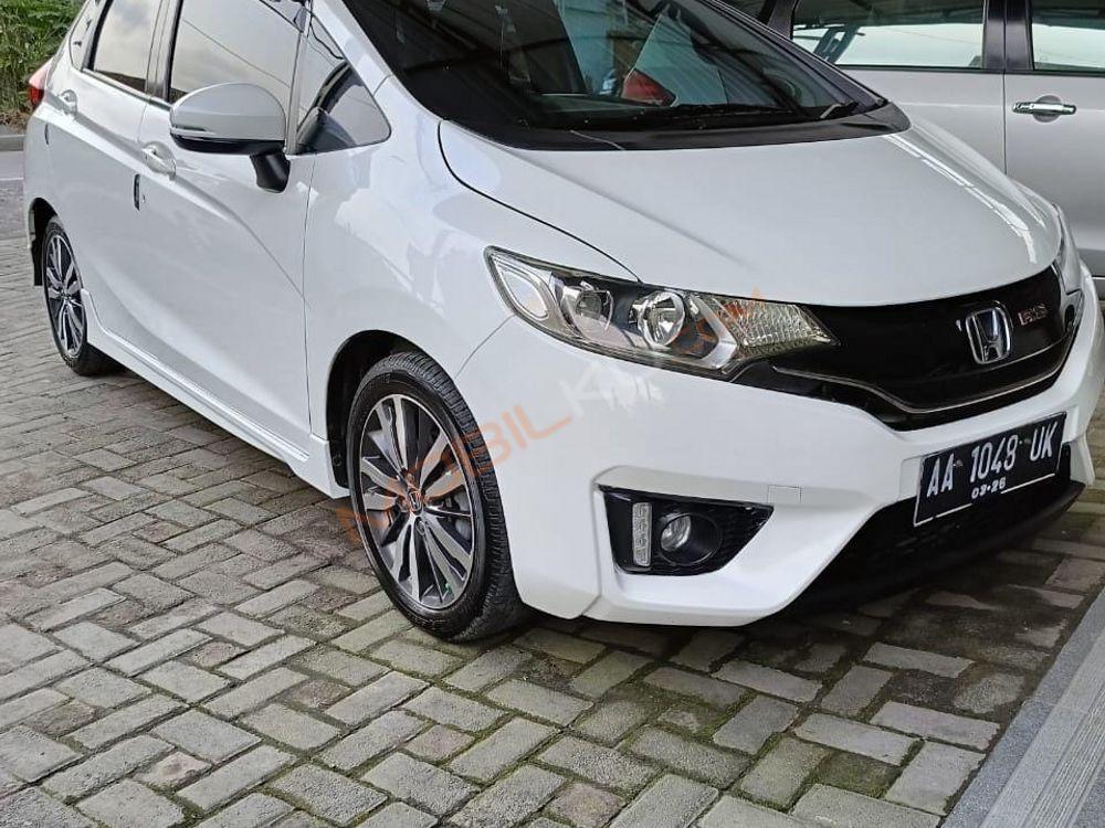 Mobil Honda Jazz 2015