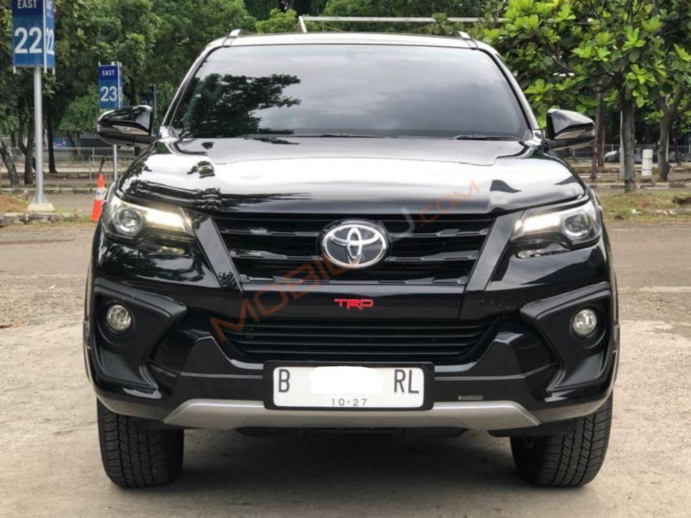 Mobil Toyota Fortuner 2017