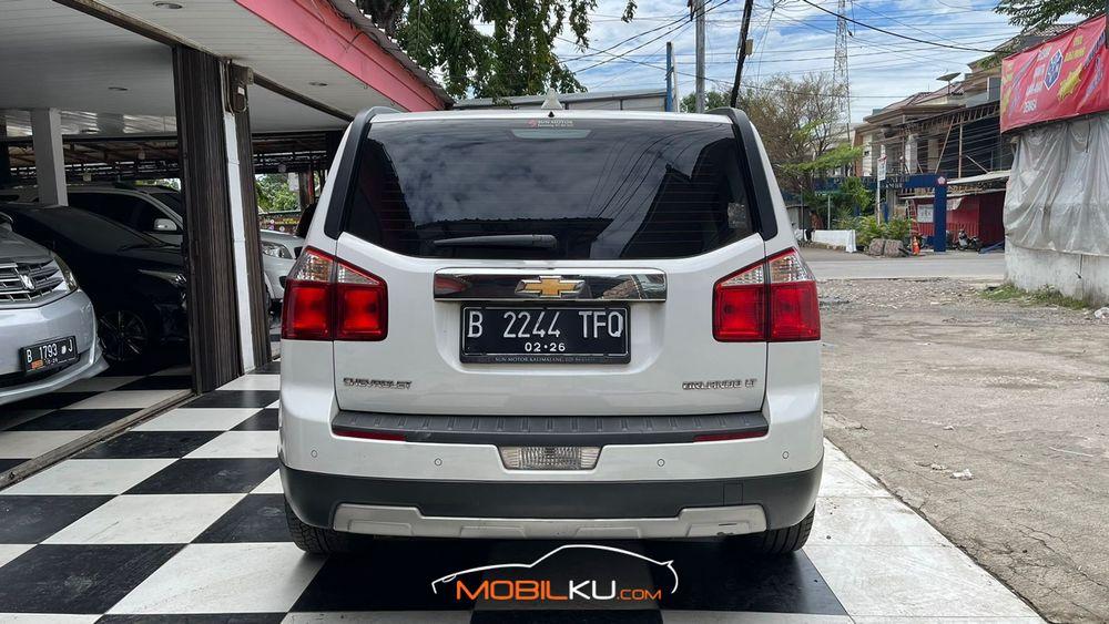 Mobil Chevrolet Orlando 2015