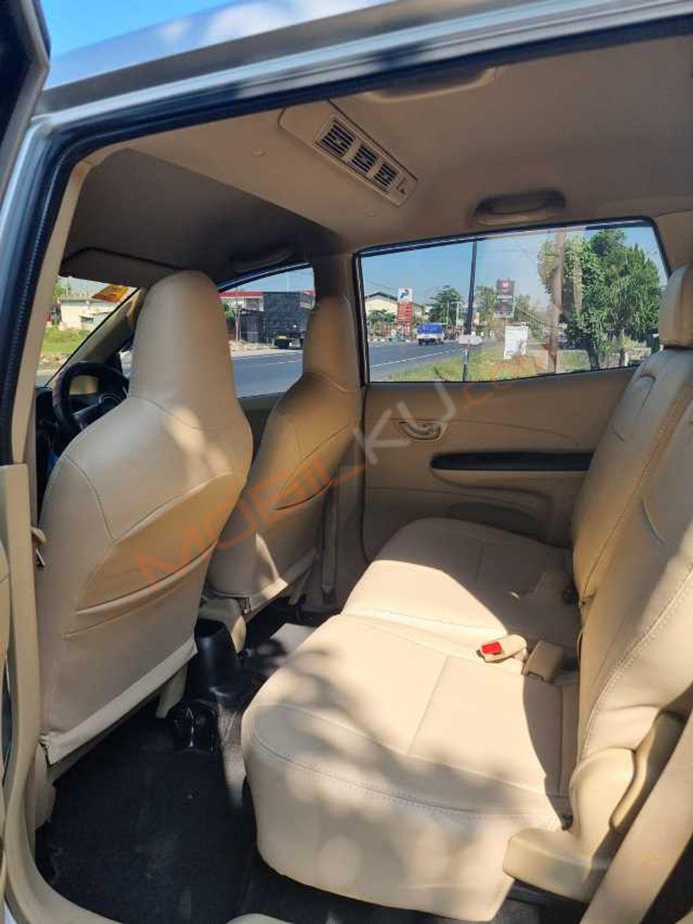 Mobil Honda Mobilio 2014