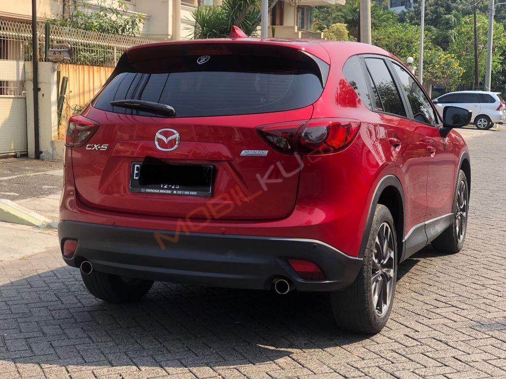 Mobil Mazda CX-5 2015