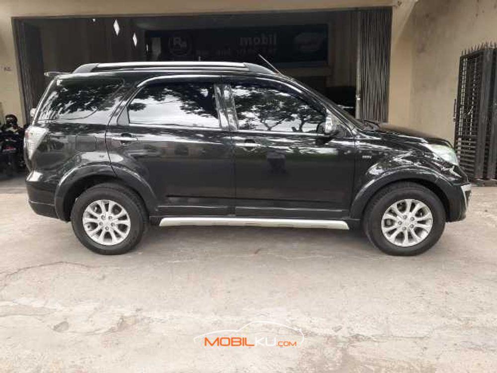 Mobil Daihatsu Terios 2013