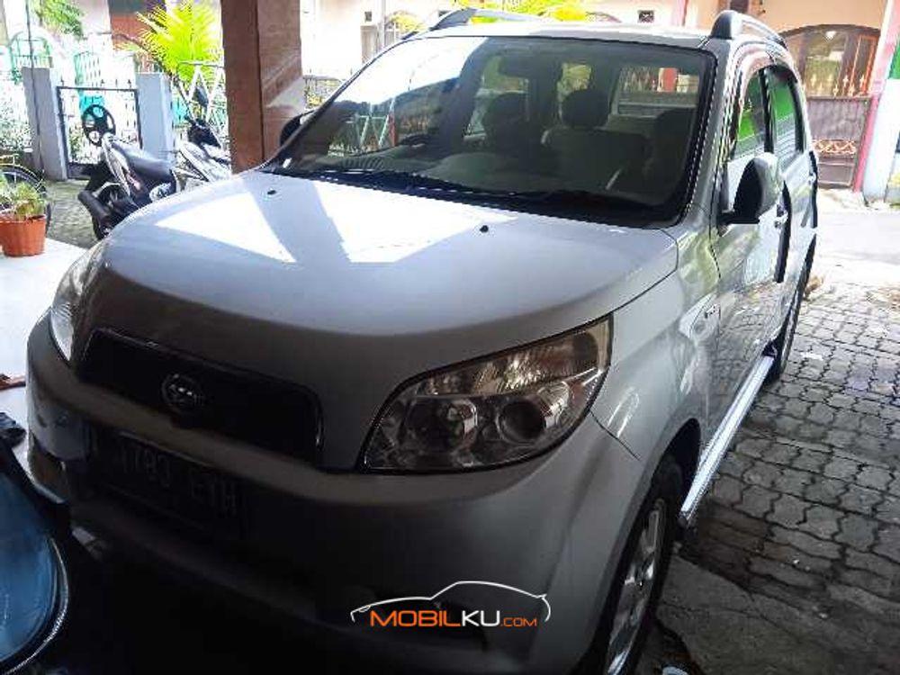 Mobil Daihatsu Terios 2008