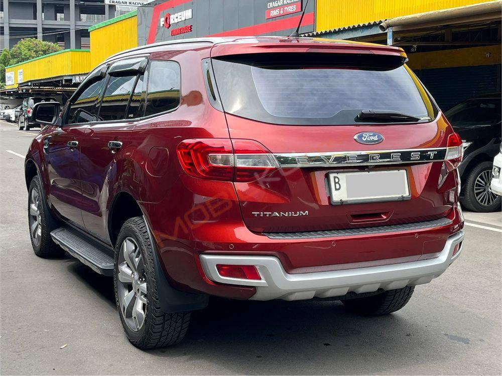 Mobil Ford Everest 2016