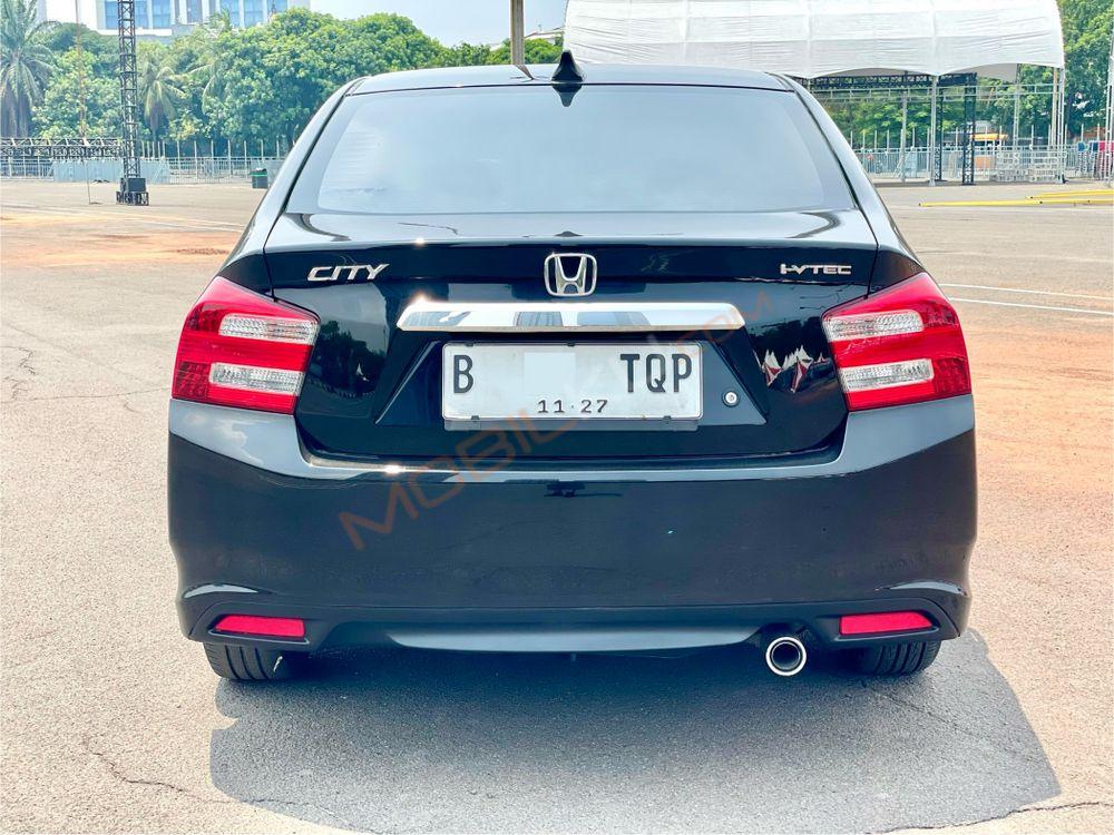 Mobil Honda City Sedan 2012