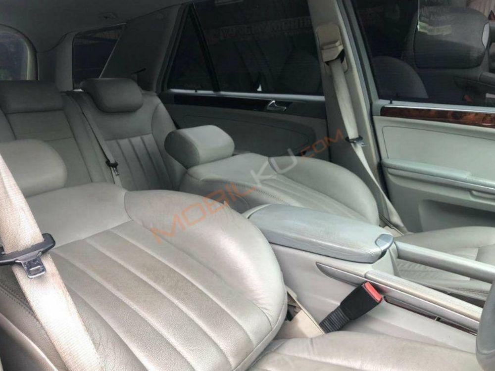 Mobil Mercedes-Benz ML 2006