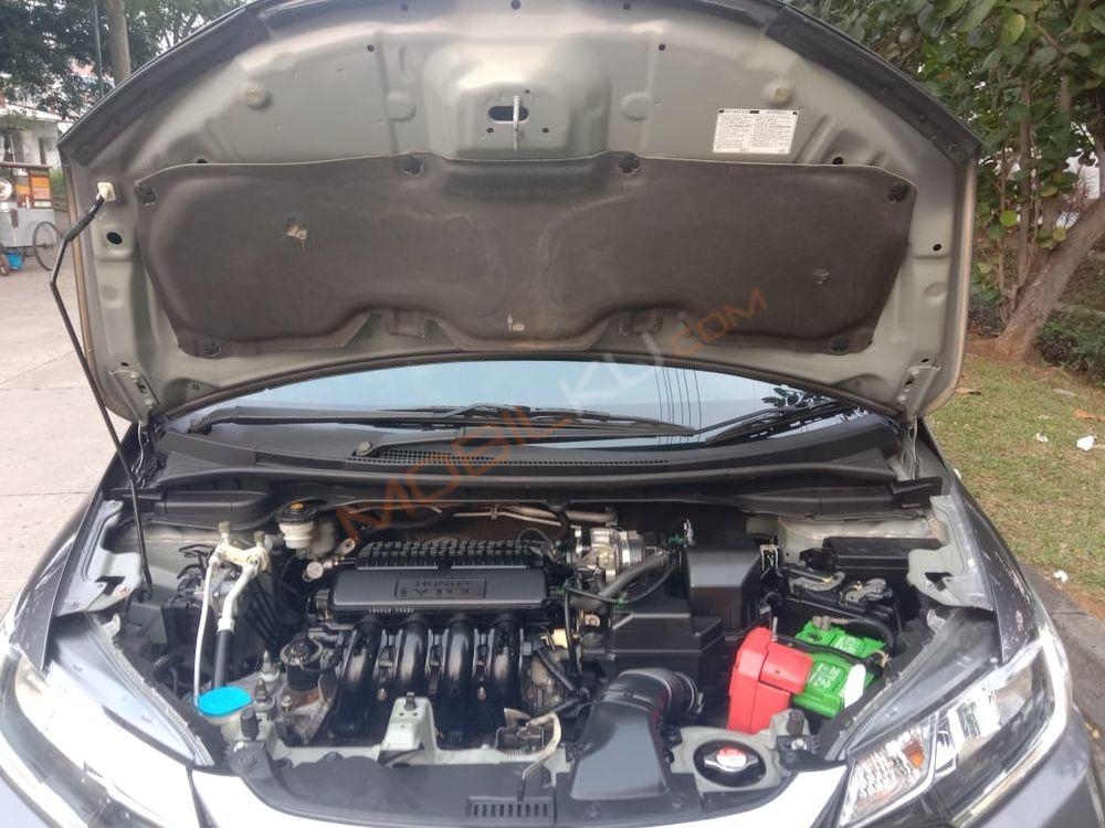 Mobil Honda Jazz 2018