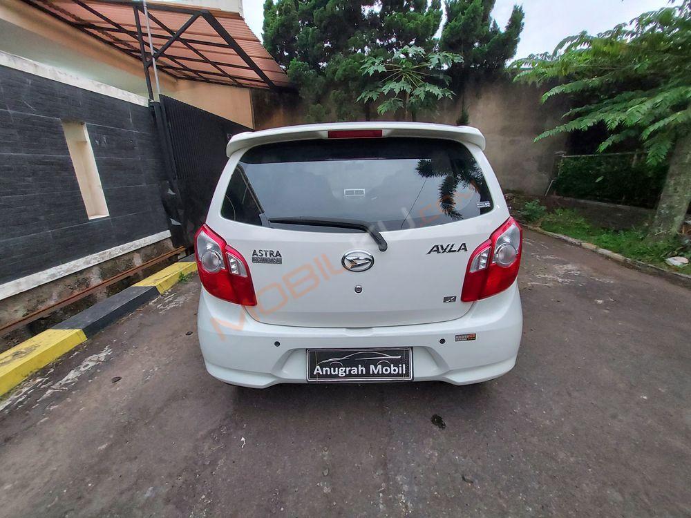 Mobil Daihatsu Ayla 2015