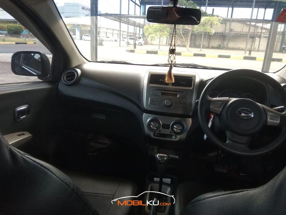 Mobil Daihatsu Ayla 2016