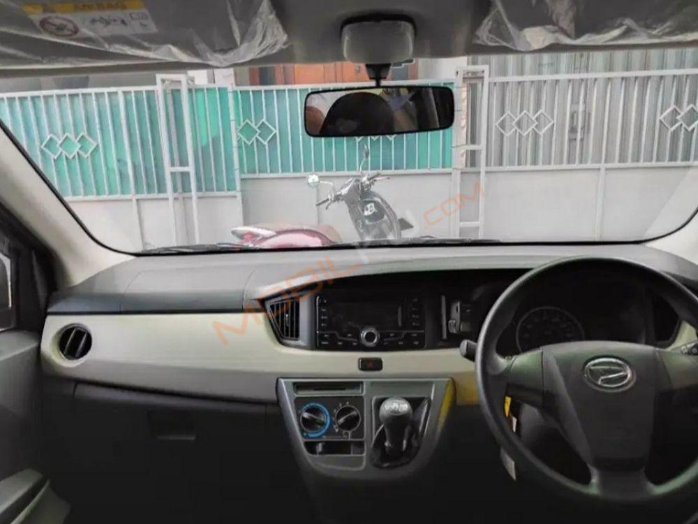 Mobil Daihatsu Sigra 2017