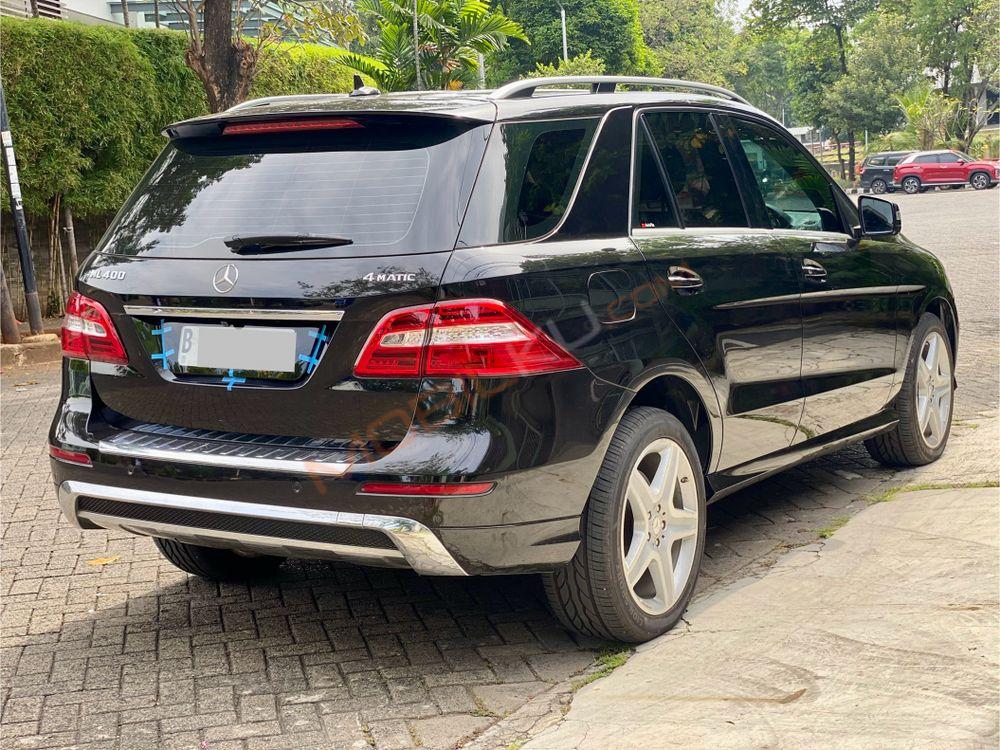 Mobil Mercedes-Benz ML 2015