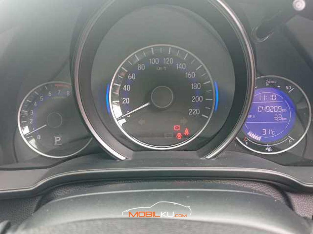 Mobil Honda Jazz 2018