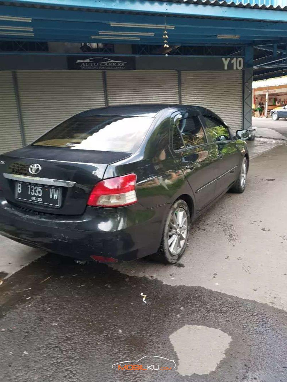 Mobil Toyota Vios 2008