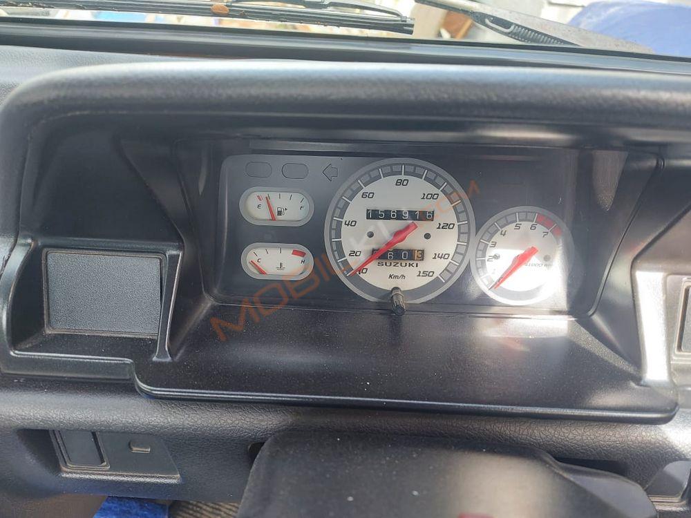 Mobil Suzuki Carry 2014