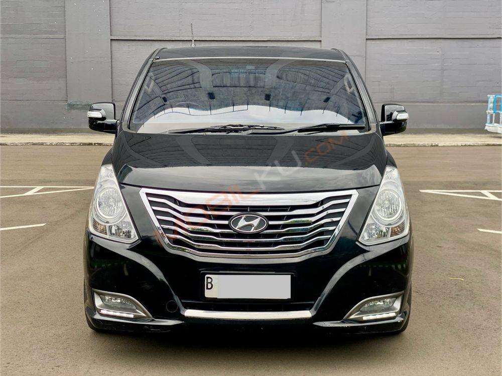 Mobil Hyundai H-1 2015