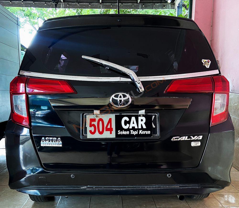 Mobil Toyota Calya 2016
