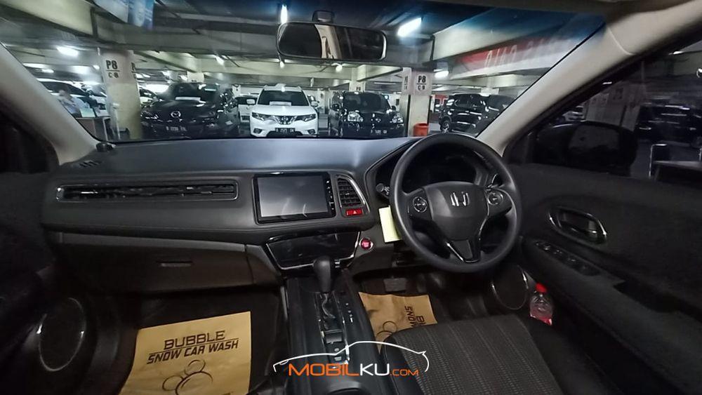 Mobil Honda HR-V 2018