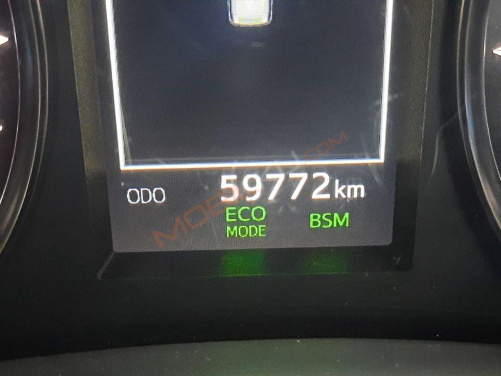 Mobil Toyota Alphard 2018