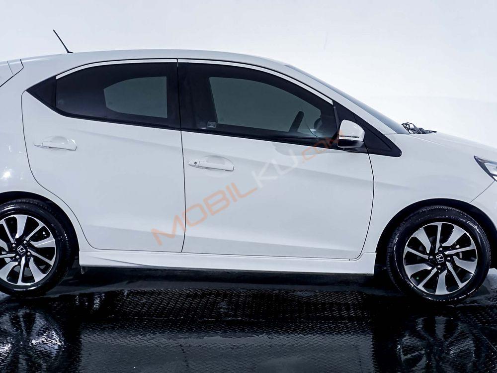 Mobil Honda Brio 2021