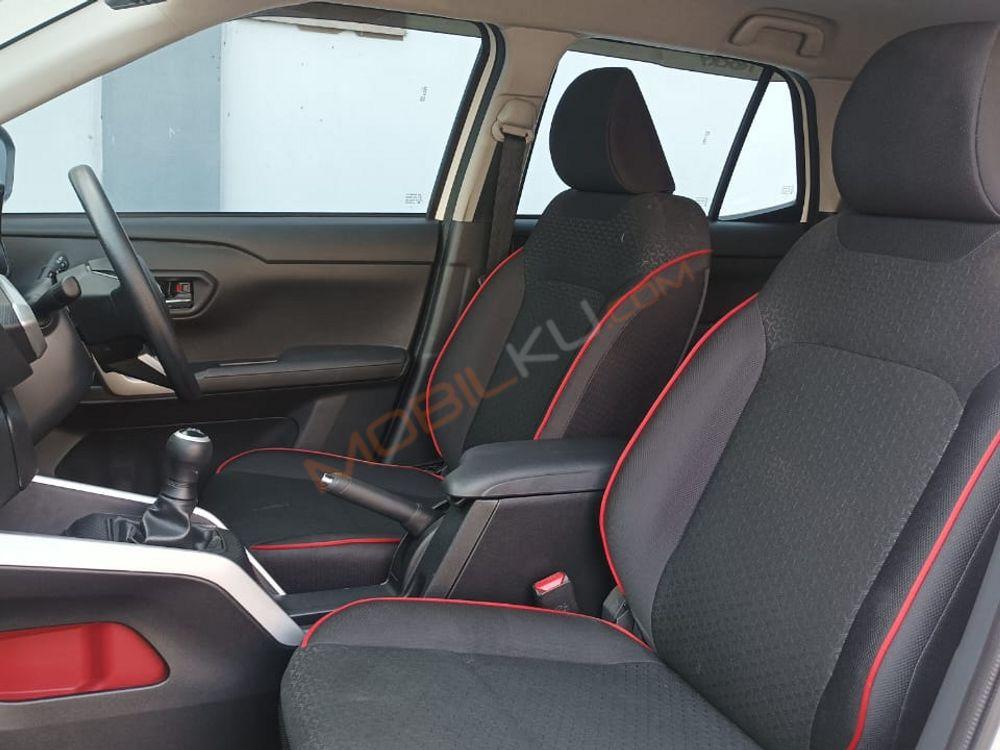 Mobil Daihatsu Rocky 2021