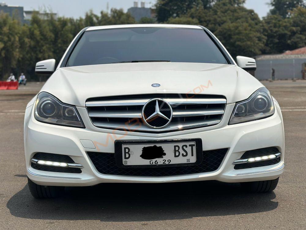 Mobil Mercedes-Benz C-Class 2014