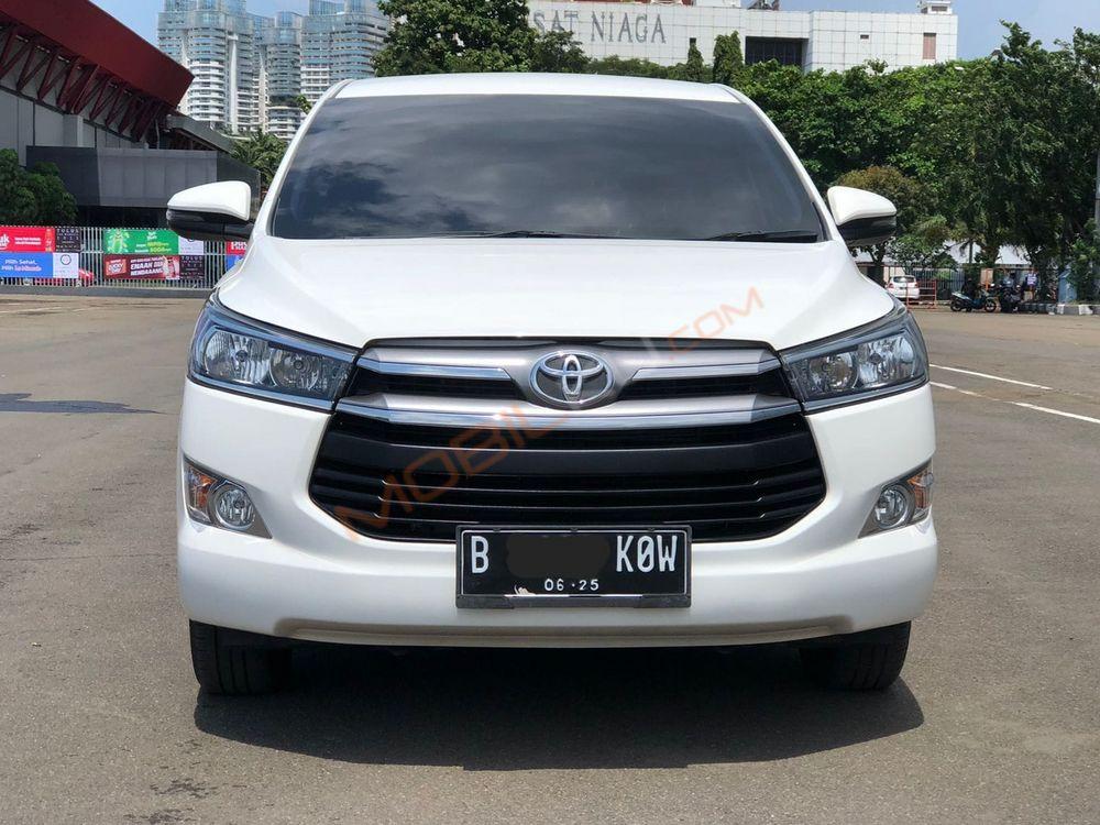 Mobil Toyota Kijang Innova 2020