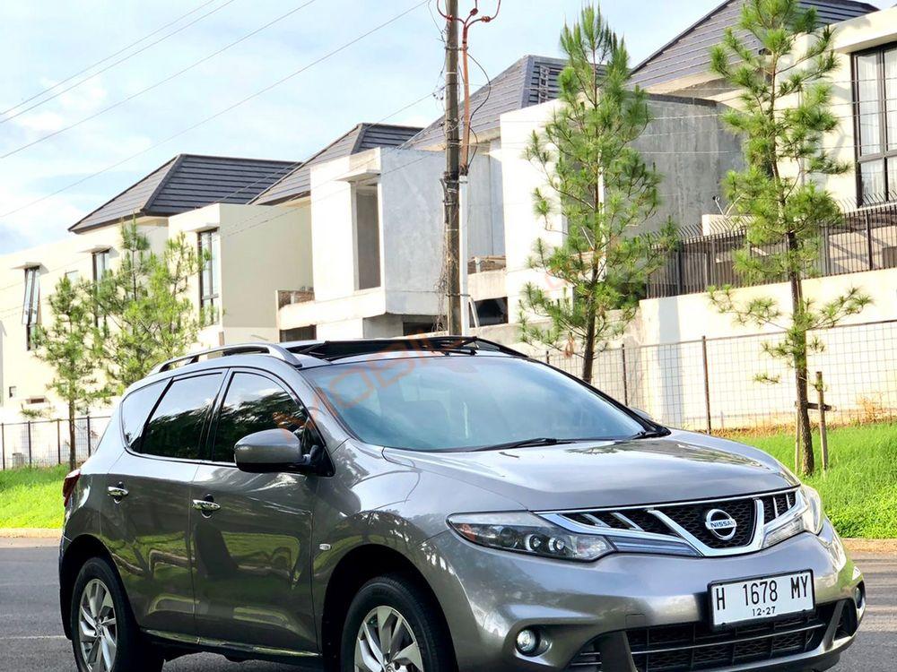 Mobil Nissan Murano 2012