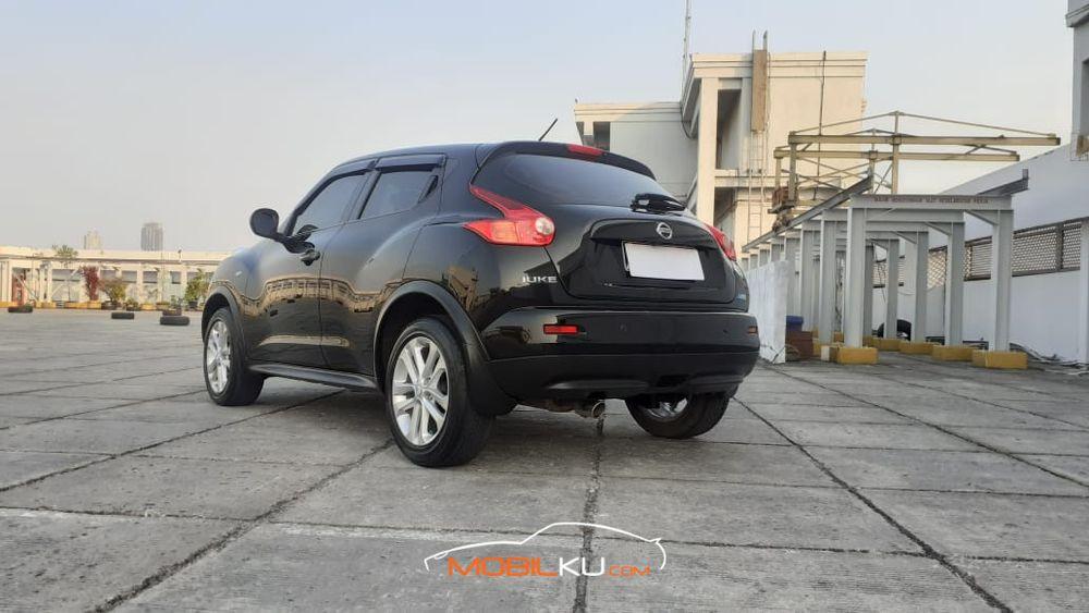 Mobil Nissan Juke 2014