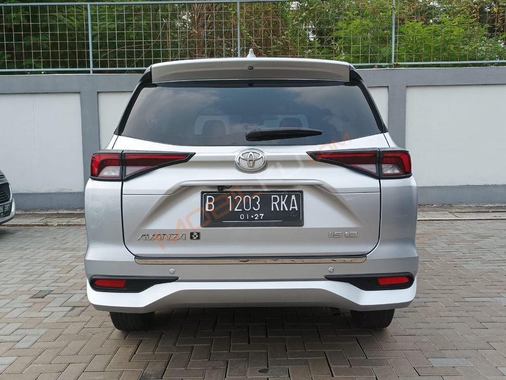 Mobil Toyota Avanza 2021