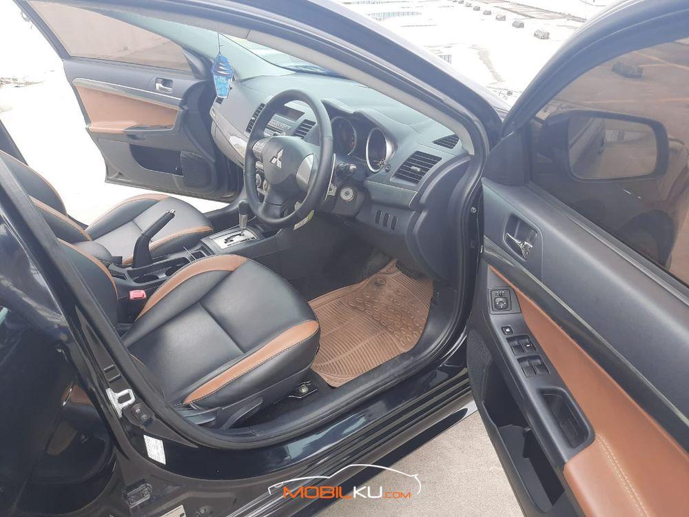 Mobil Mitsubishi Lancer 2008