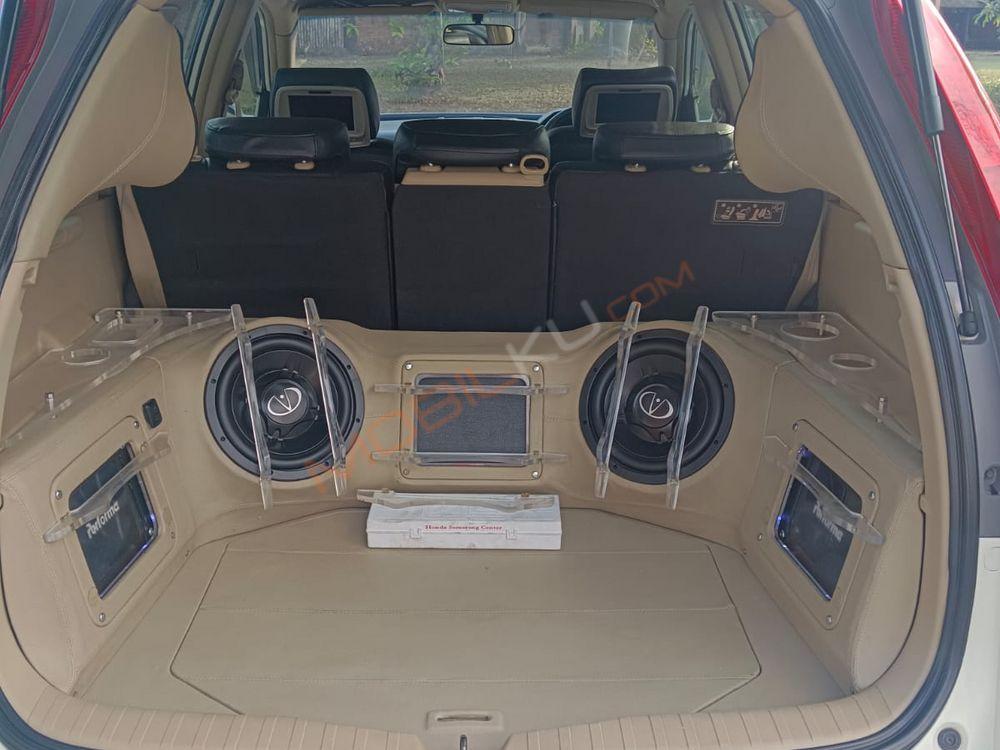 Mobil Honda CR-V 2010