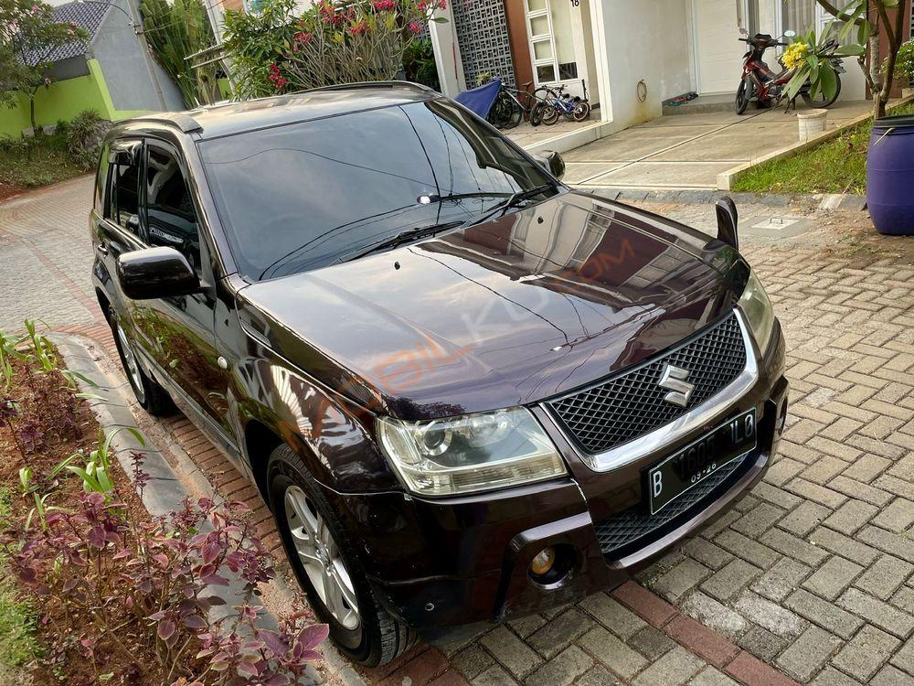 Mobil Suzuki Grand Vitara 2008