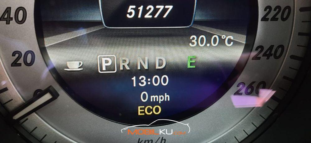 Mobil Mercedes-Benz C-Class 2013