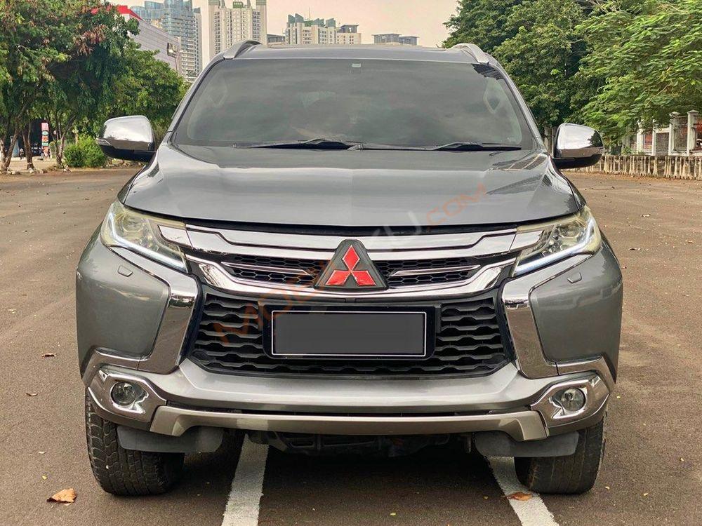 Mobil Mitsubishi Pajero Sport 2016