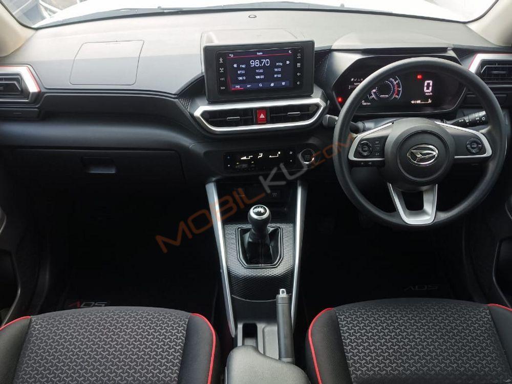 Mobil Daihatsu Rocky 2021