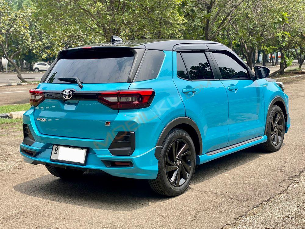 Mobil Toyota Raize 2023