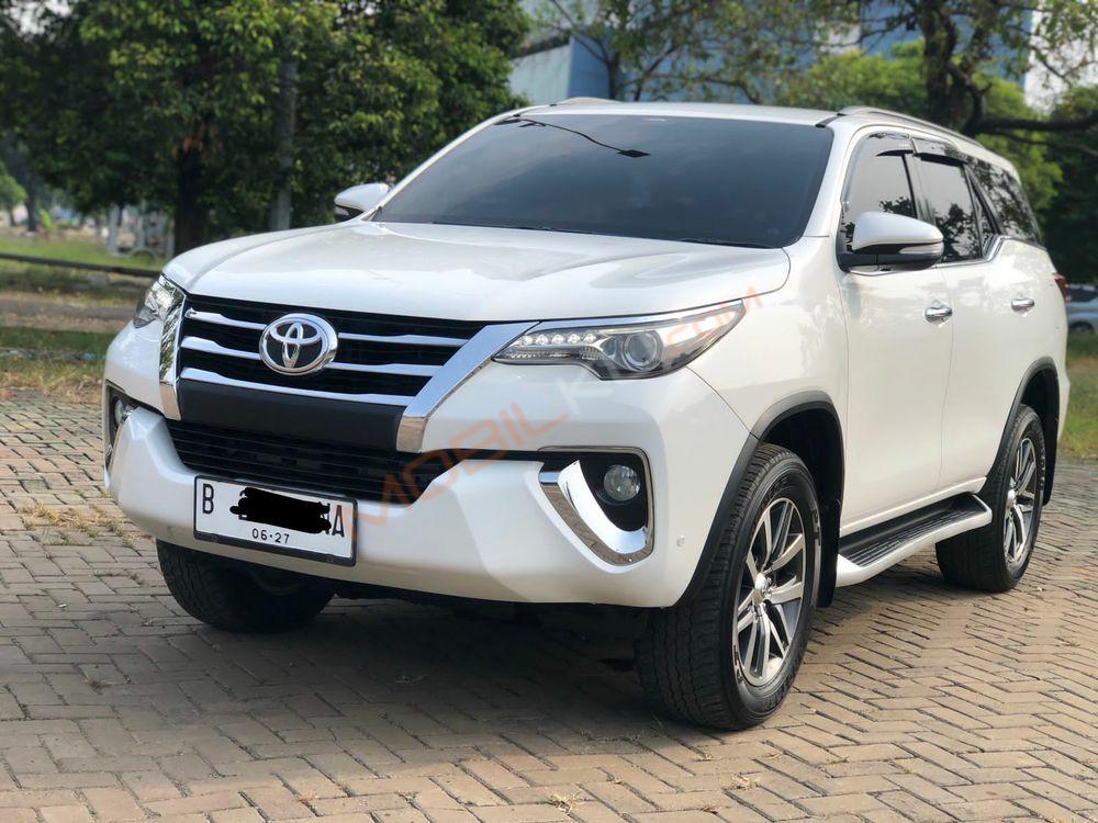 Mobil Toyota Fortuner 2017