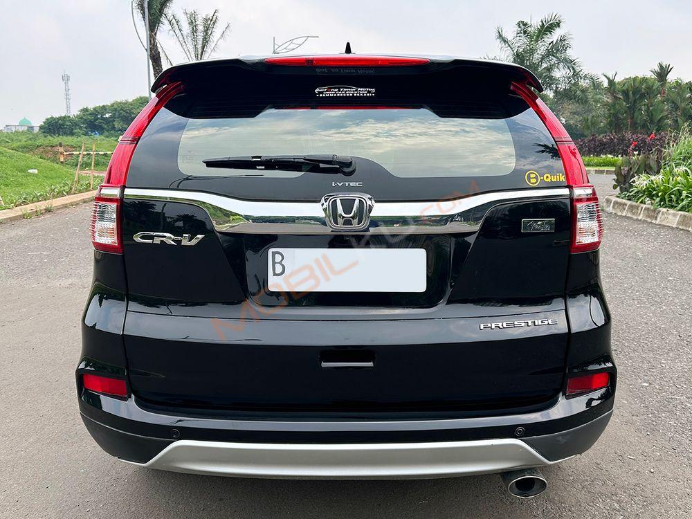 Mobil Honda CR-V 2016