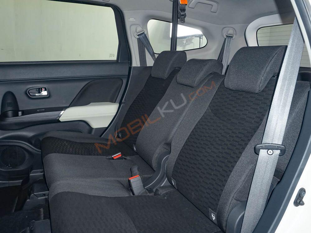 Mobil Toyota Rush 2018