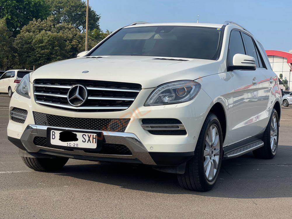 Mobil Mercedes-Benz ML 2013