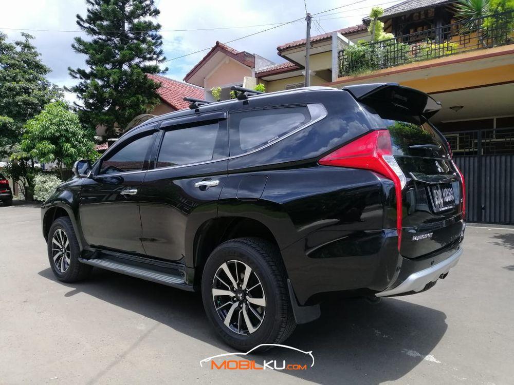 Mobil Mitsubishi Pajero Sport 2017
