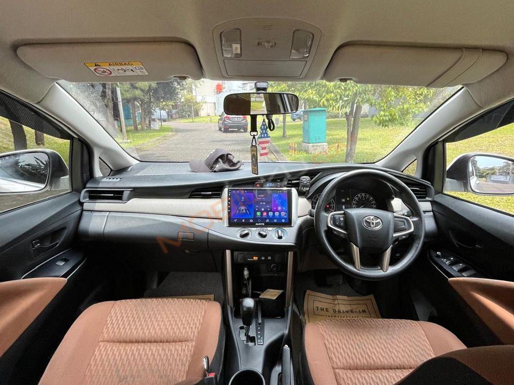 Mobil Toyota Kijang Innova 2019