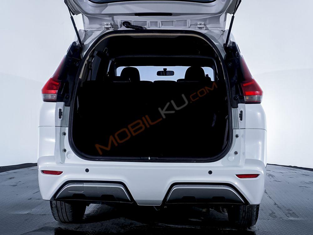 Mobil Nissan Livina 2019